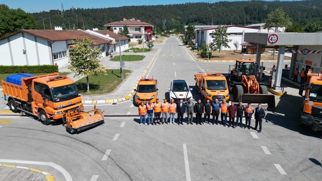 Vali Makas'tan Kaynaşlı'da Karayolları incelemesi