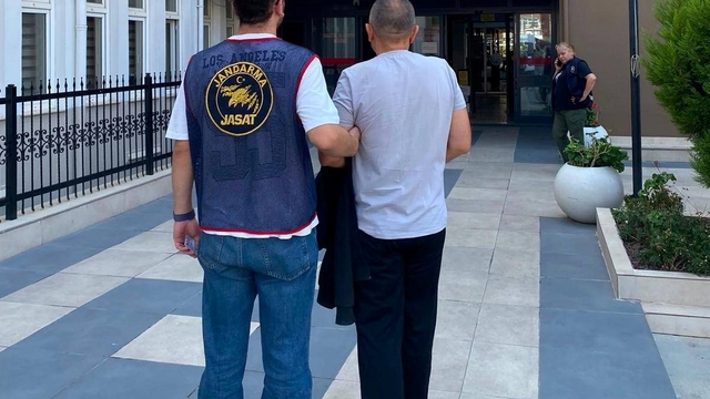 Söke'de 6 yıl 3 ay hapis cezasıyla aranan hükümlü yakalandı