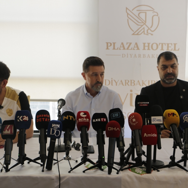 Amed Sportif Faaliyetler 3 transfer daha yapacak
Amed Sportif Faaliyetler F...