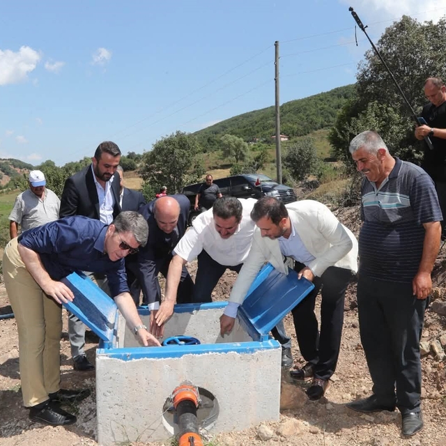 Amasya'nın Direkli köyünde 19 hektar araziye basınçlı sulama sistemi