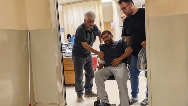 Karnına çivi saplanan mobilya işçisi yaralandı