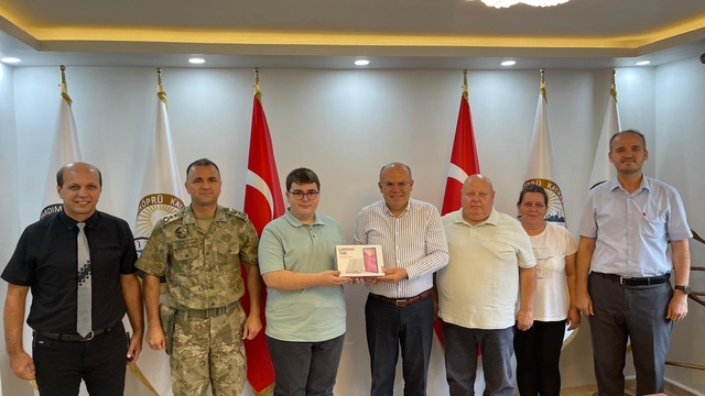 Uzunköprü'de köy okulundan fen lisesine uzanan başarıya tablet ödülü