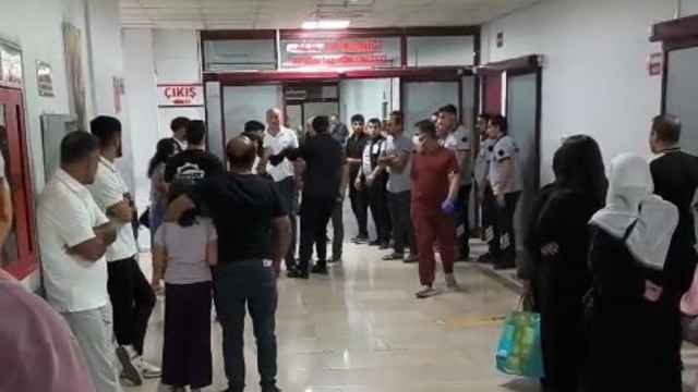 Ateşlediği havai fişek, yüzüne isabet etti