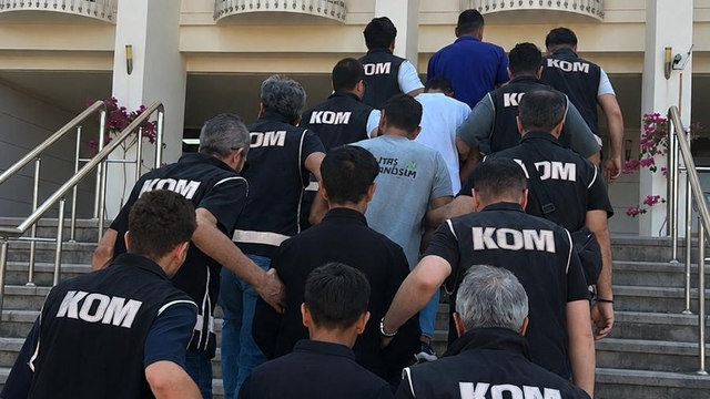 Bodrum'da telefonla tehdit iddiasına 3 tutuklama