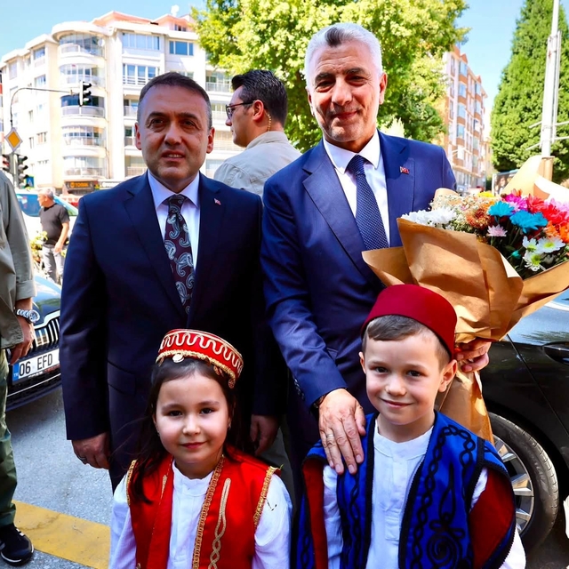 Bakan Bolat, Bozüyük Kaymakamlığını ziyaret etti