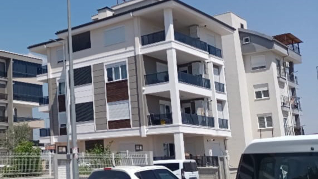 Polis memuru, 3 gün önce taşındığı evde ölü bulundu