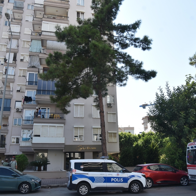 Anne ile kızı, yataklarında ölü bulundu