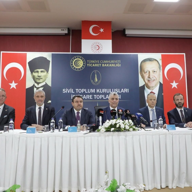 Bakan Bolat'tan Kütahya esnafına 100 milyon liralık ek destek müjdesi