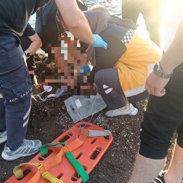 Ordu'da 4 yaşındaki çocuk denizde boğulma tehlikesi geçirdi