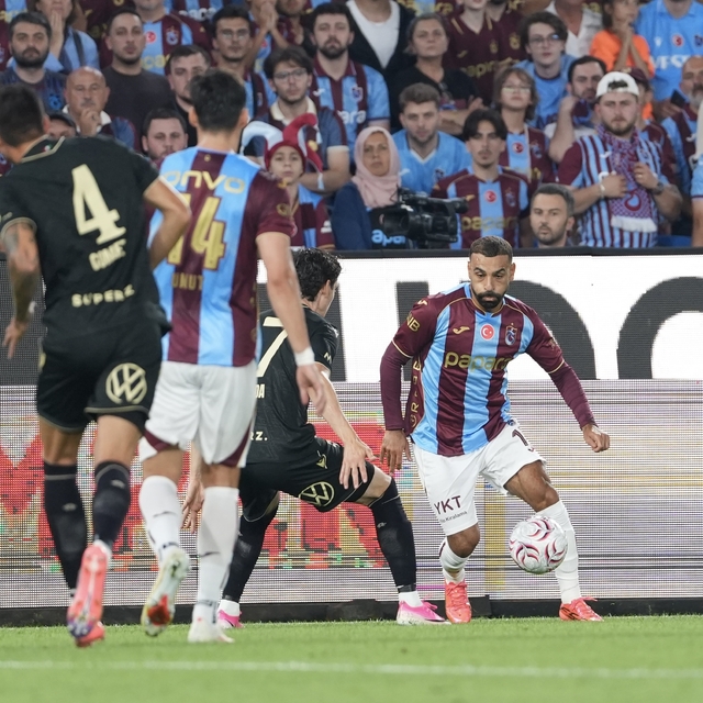 UEFA Avrupa Ligi: Trabzonspor: 0 - Ferencvaros: 1 (İlk yarı)