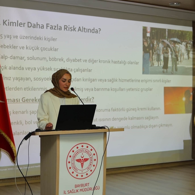 Bayburt'ta iklim krizinin sağlığa etkileri anlatıldı