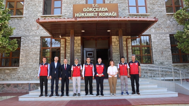 Çanakkale Tarım ve Orman Bakanlığı teşkilatından Kaymakam Acar'a ziyaret
