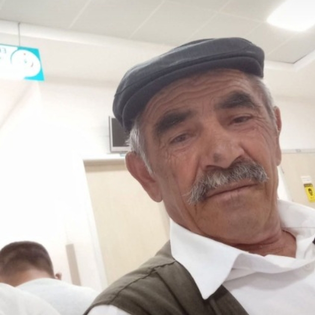 Devrilen traktörünün altında kalan sürücü öldü