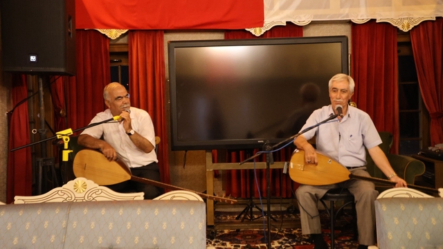 Yunusemre'de saz, söz ve şiir buluştu