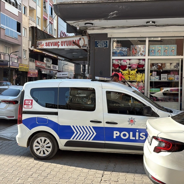 Eşini boğmaya çalıştığı ileri sürülen koca gözaltına alındı