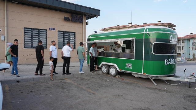 Şekabel baklava Şehitkamil'in dört bir yanına yayılıyor
Yılmaz: "Satış noktaları artırılacak"