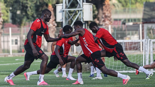 Samsunspor, Çaykur Rizespor karşısında 3 puanla tanışmak istiyor
