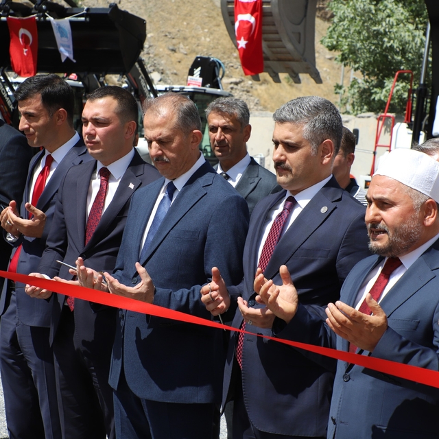 Hakkâri'de 128 milyon liralık araç yatırımı