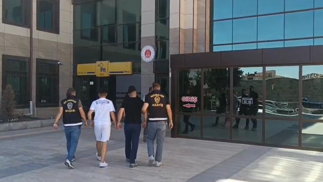 'Sazan sarmalı' dolandırıcılığına 2 tutuklama