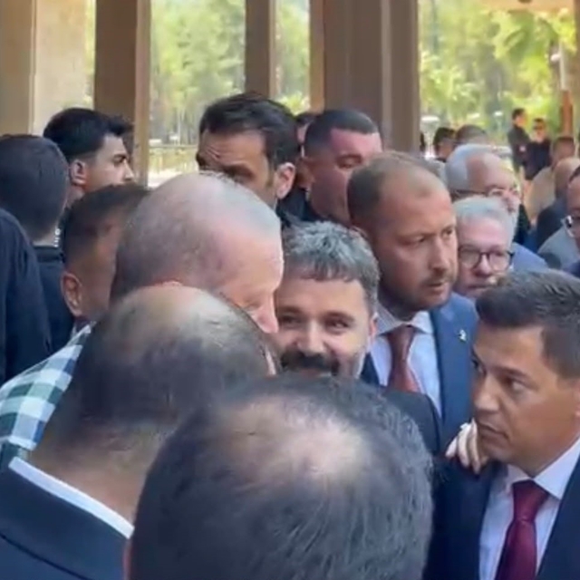 Cumhurbaşkanı Erdoğan, Marmaris'te vatandaşlarla buluştu