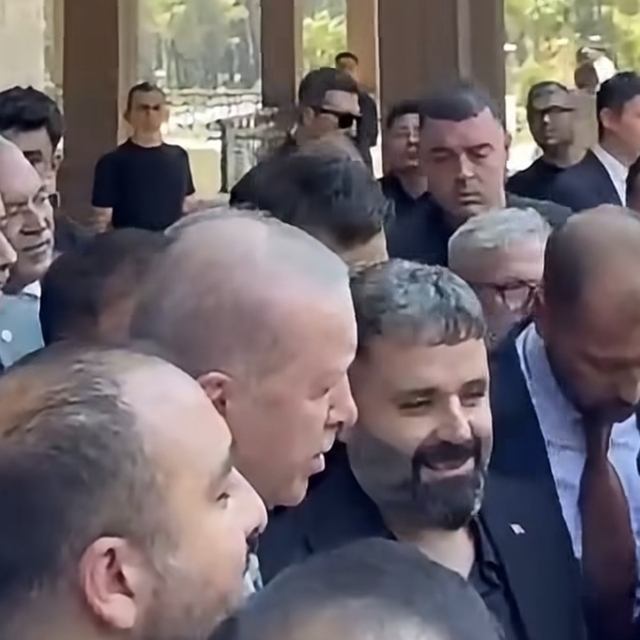 Cumhurbaşkanı Erdoğan, Marmaris'te vatandaşlarla buluştu