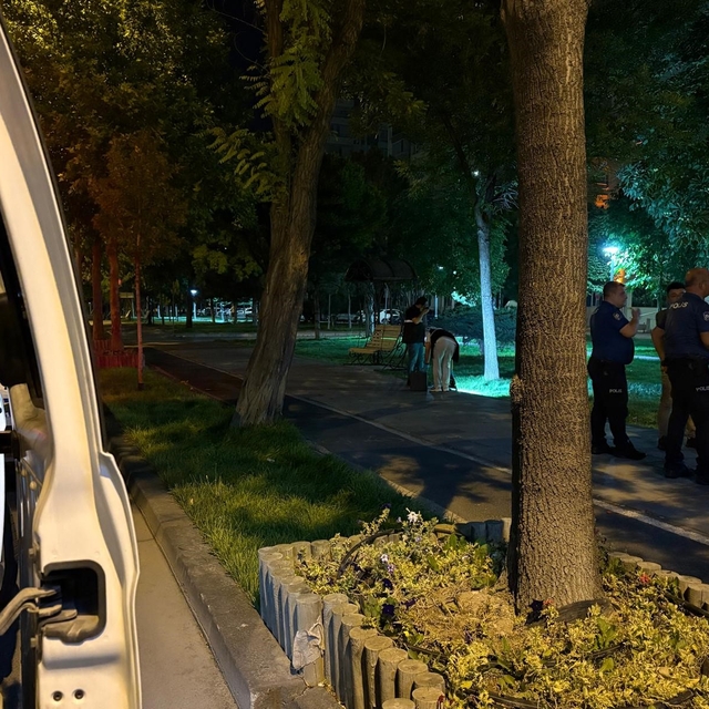 Otostopla aracına aldığı şahıslar tarafından bıçaklandı: 1 ağır yaralı