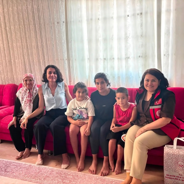Bilecik'te şehit ailesine vefa ziyareti