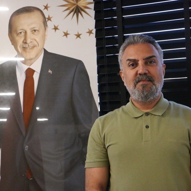 Terörsüz Türkiye süreci AK Parti'ye güveni arttırdı
AK Parti Bağlar İlçe Ba...