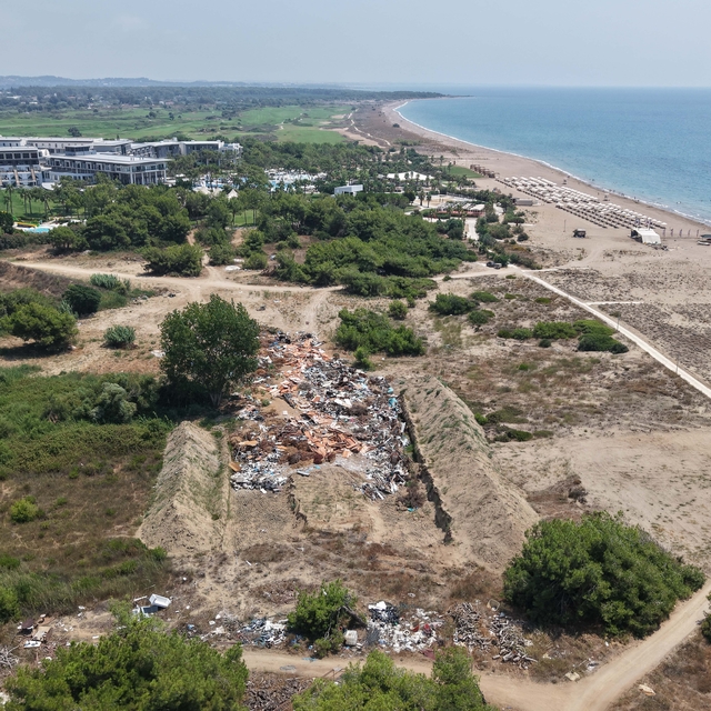 Sahili kazıp çöplük yapan 5 yıldızlı otele 1 milyon 678 bin TL ceza