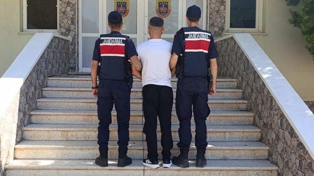 Kırıkkale'de aranan 2 hükümlü yakalandı