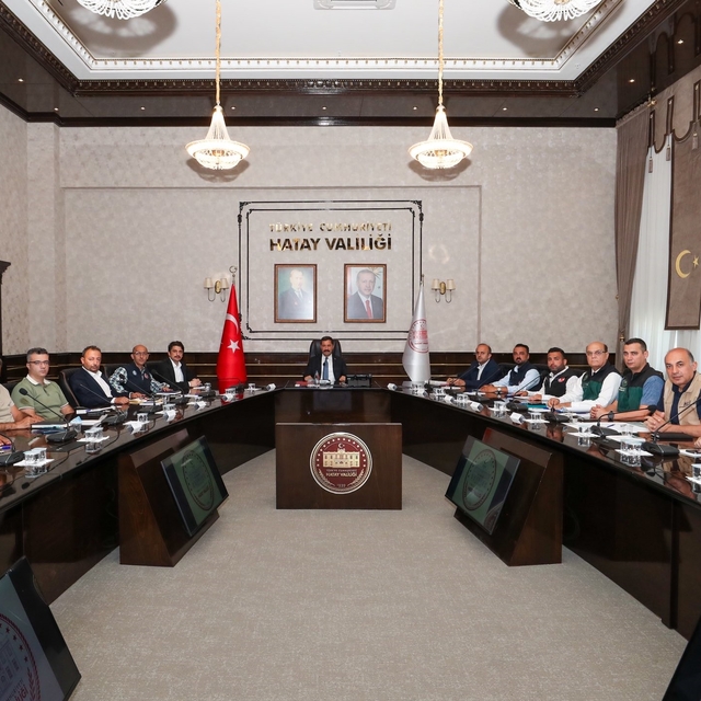 Vali Masatlı başkanlığında Asi Nehri altyapı çalışmaları değerlendirildi