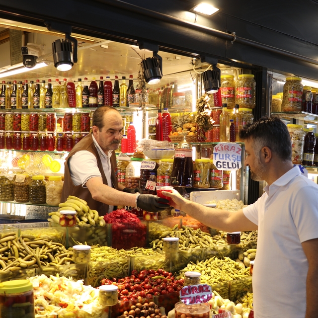 Mısır koçanı turşusu
Sivasta satışa sunulan mısır turşusu ilginç turşular a...