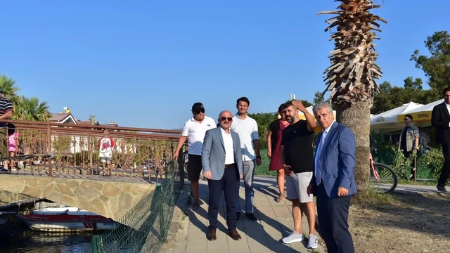 Vali Varol, Kuşadası'nda incelemelerde bulundu