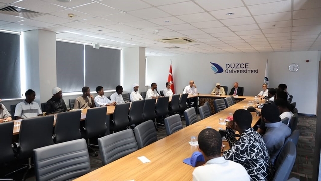Ruanda Müftüsü Rektör Sözbir ile görüştü