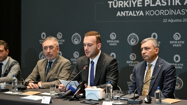 Antalya'da plastik atıklara karşı ortak akıl buluşması