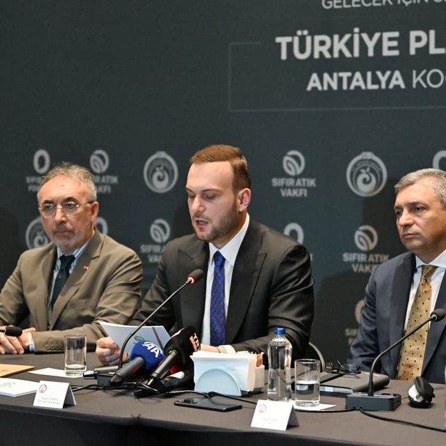 Antalya'da plastik atıklara karşı ortak akıl buluşması