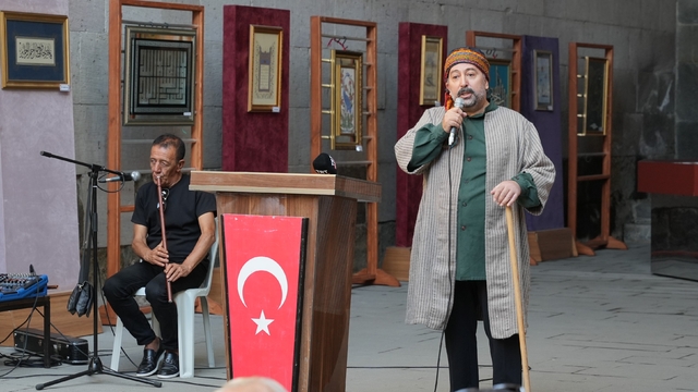 Erzurum'da Festivalin sekizinci günü, edebiyattan tiyatroya uzandı