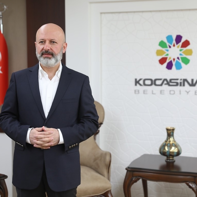 Başkan Çolakbayrakdar: "Rahmet kapılarının açıldığı Mevlid Kandili'ni iyi d...