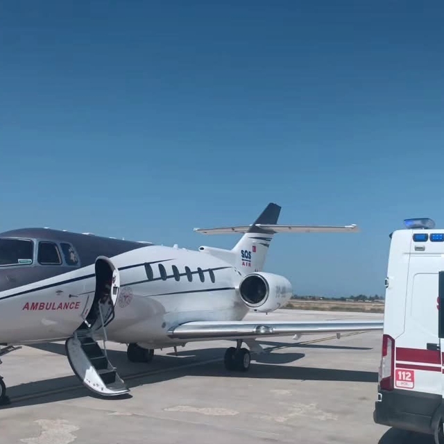 Van'da bir aylık bebek için uçak ambulans havalandı