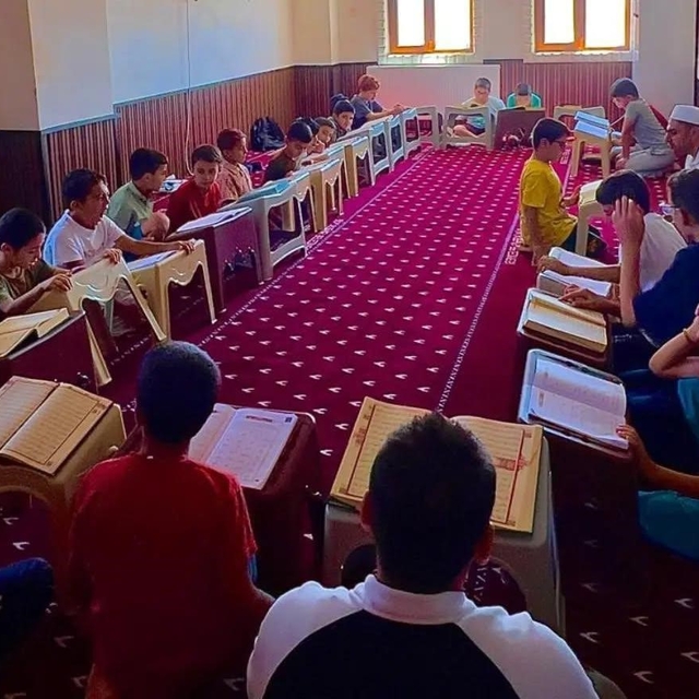 Şanlıurfa'da 100 bin çocuk yaz aylarını Kuran Kurslarında geçirdi
Şanlıurfa...