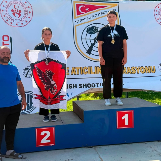 Sivaslı atıcılardan Kahramanmaraş'ta 3 madalya