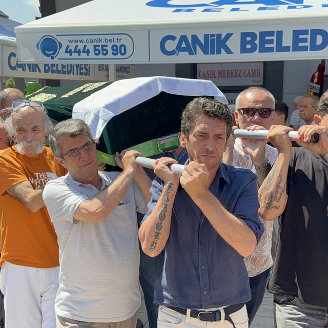 Rusya'da saldırıda hayatını kaybeden Türk aşçı Samsun'da toprağa verildi