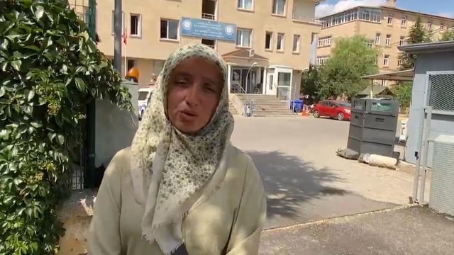 Kayıp oğlu Mehmet'i ararken beyin kanaması geçiren anne yoğun bakımda