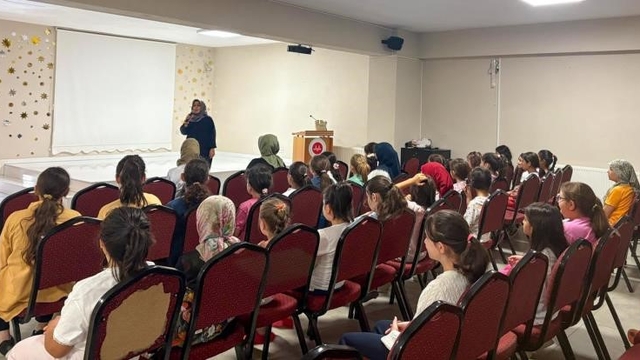 Bilecik'te Yaz Kur'an Kursu öğrencilerine değerler eğitimi