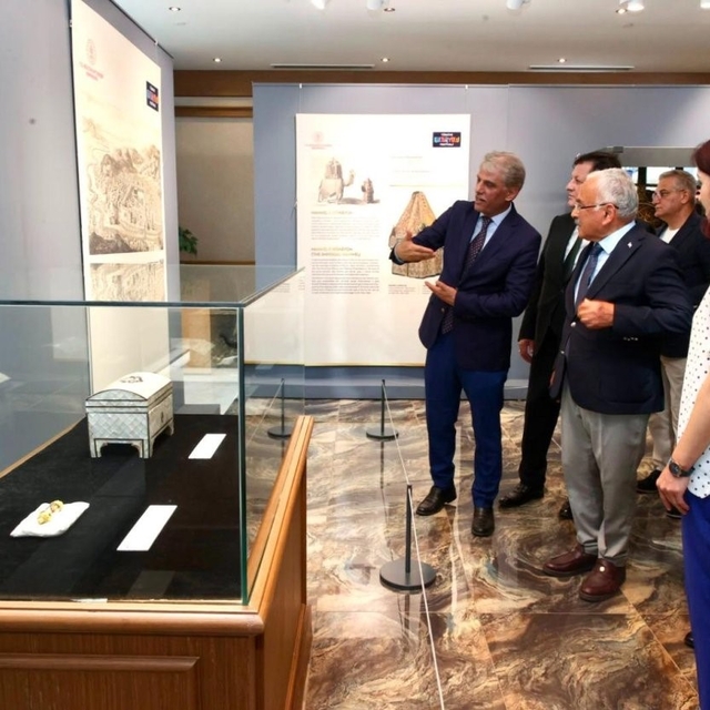 Osmanlı'nın mukaddes emanetleri Ordu'da sergileniyor