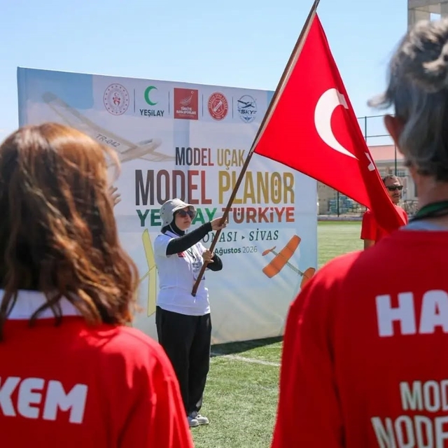 Sivas'ta Model Uçak ve Model Planör Türkiye şampiyonası başladı