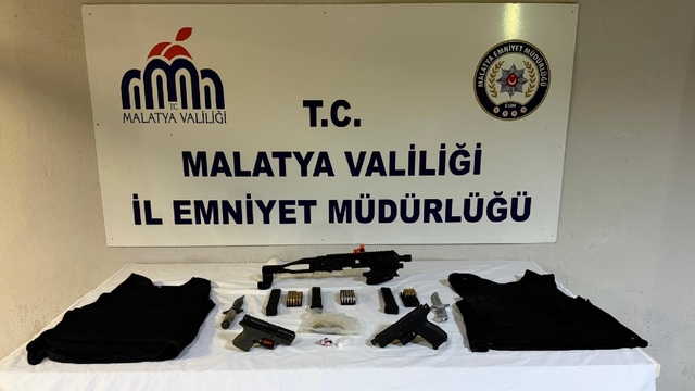 Malatya'da aranan 4 şahıs yakalandı