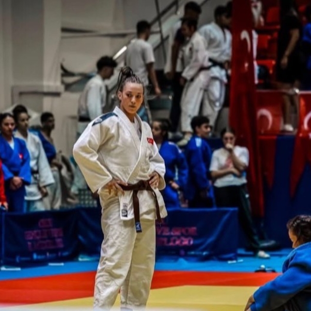 Tuana Kambur'dan uluslararası bir başarı daha