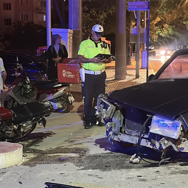 Burdur'da otomobil ile motosiklet çarpıştı: 1 yaralı