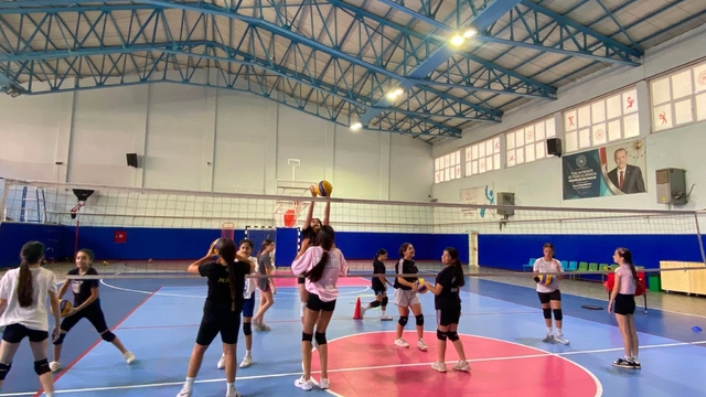 Germencik'te yaz spor kursları tüm heyecanıyla devam ediyor